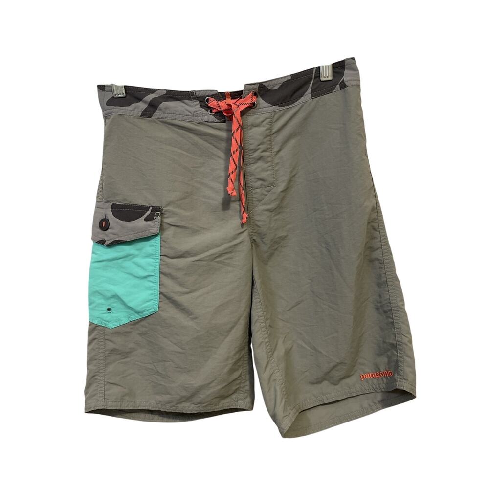 Patagonia Shorts Mens 28 Gray Nylon Outdoor Hiking Swim Board Waverfarer 86660